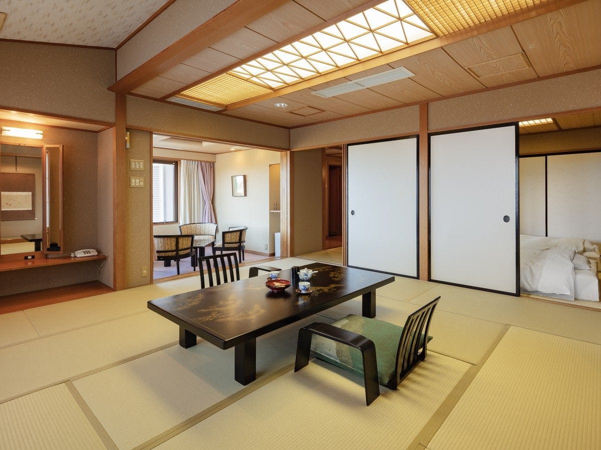 Azumakan, the Village of Sunny Days