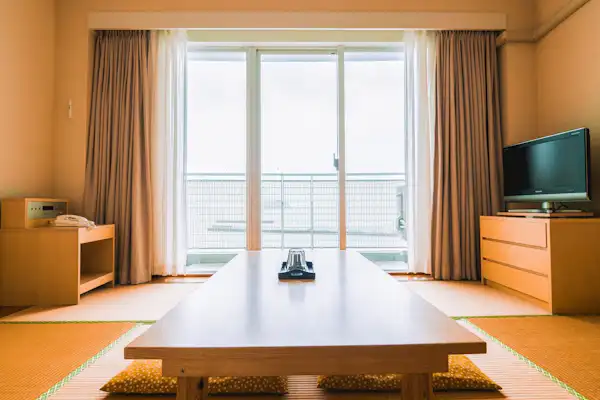 ห้ามสูบบุหรี่ในทุกห้อง◆ห้องสไตล์ญี่ปุ่น 6 เสื่อ (ไม่มีอ่างอาบน้ำและห้องน้ำ)