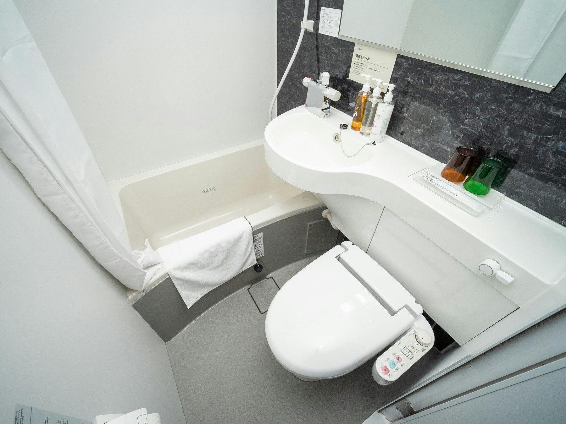 ห้องพักทุกห้องมีห้องน้ำในตัว