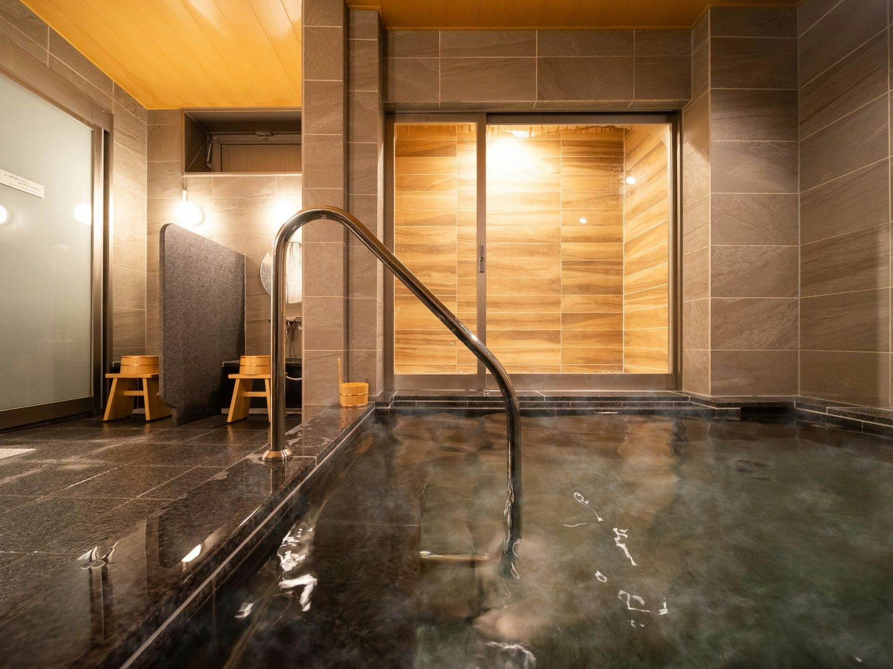Natural Hot Spring Hyakumangoku no Yu Super Hotel Yahaba Station East Exit