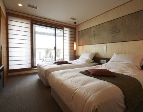 露天風呂付和洋室