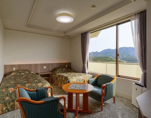 2024年3月リニューアル！山側ツイン