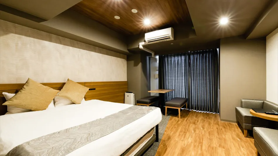 TAKUTO HOTEL Shinsaibashi