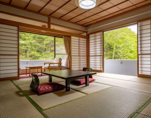 2～4名和室（角部屋）