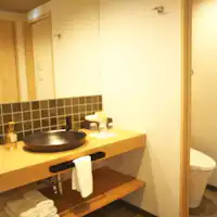 Kamar 401 - Kamar cuci muka