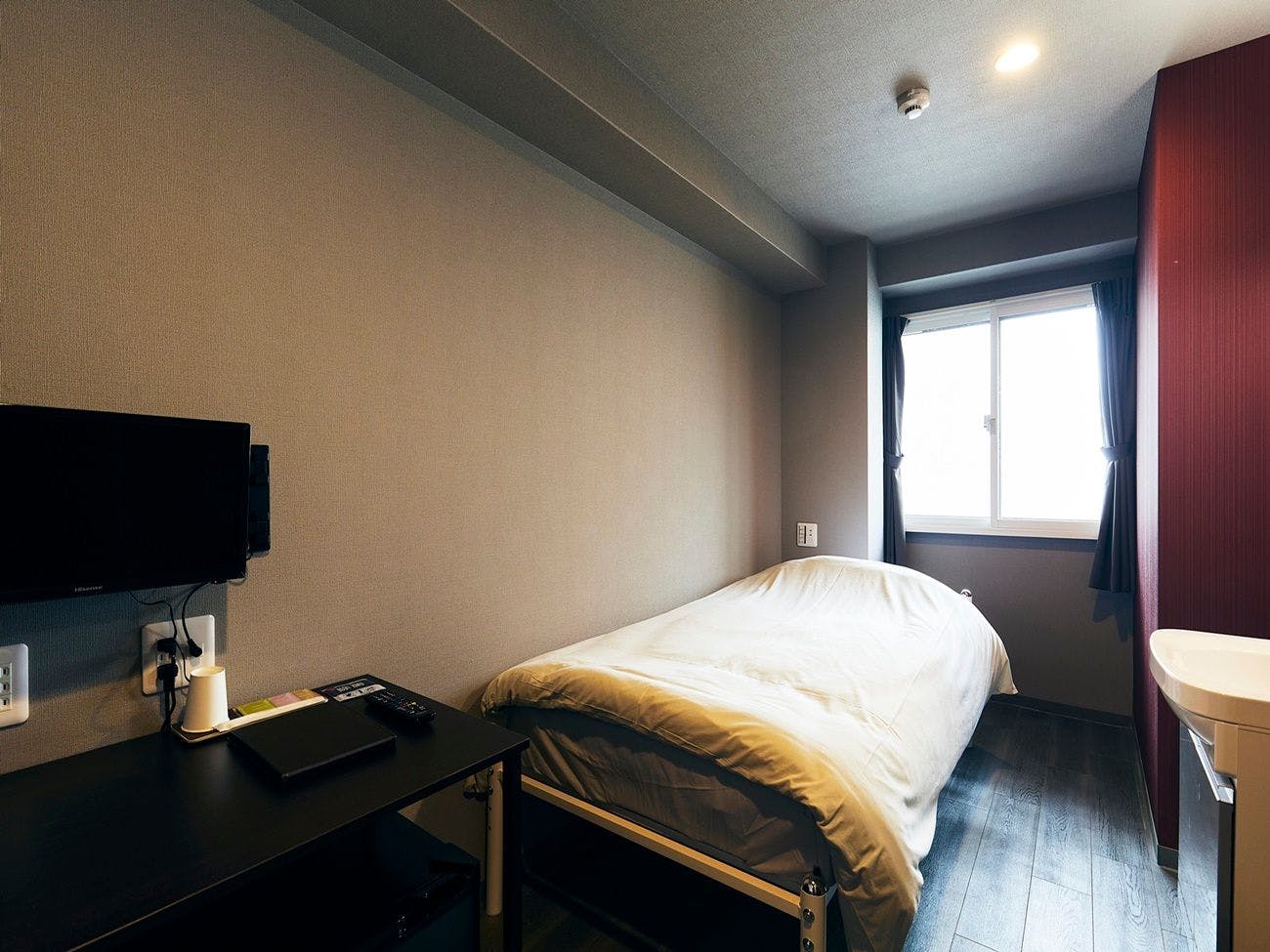 HOTEL PIVOT