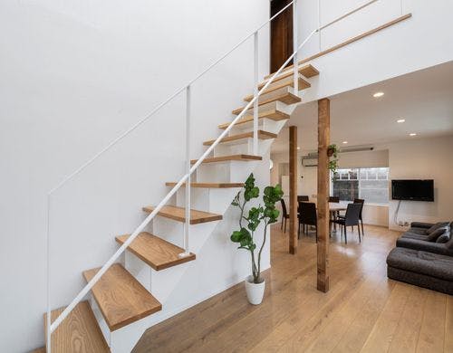 開放感ある玄関～リビング