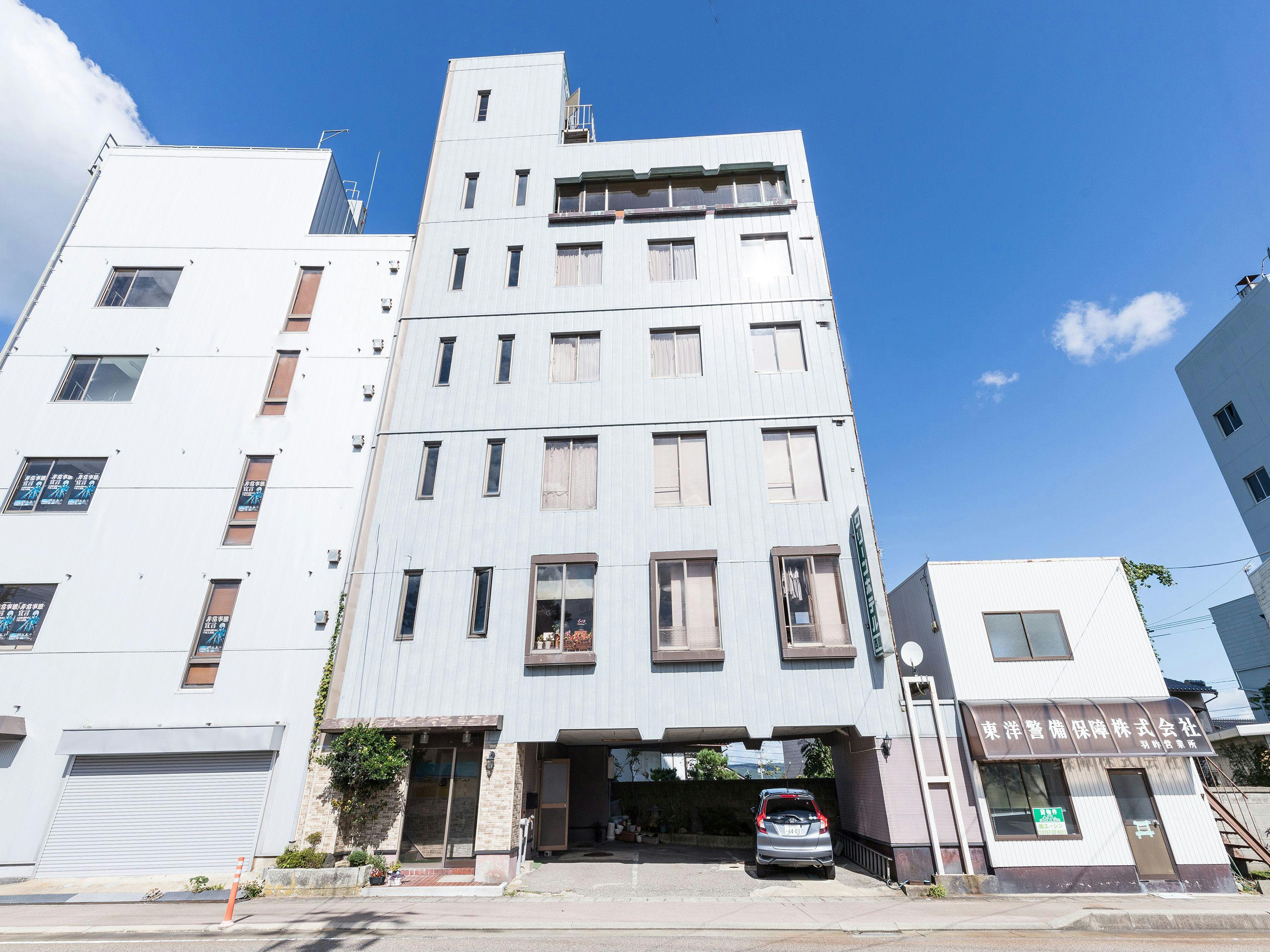 Oyo グリーンビジネスホテル 羽咋 羽咋駅から徒歩3分のホテル 3000円より チェックイン前 アウト後の荷物預かり 駐車場無料 石川県 デゴイチよく走る Sl沿線宿泊情報