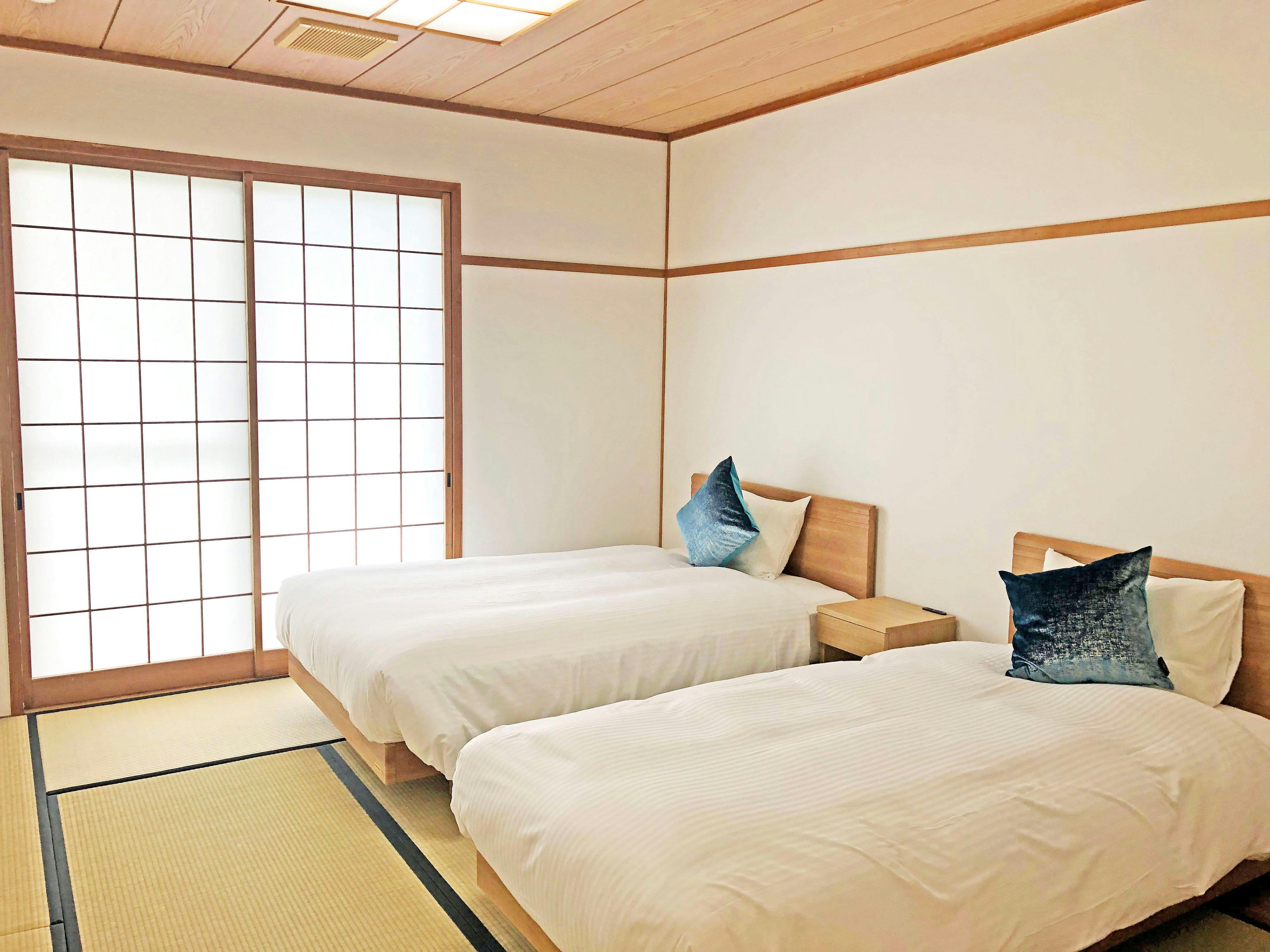 Small Hotel SHIMOKOSHIKI