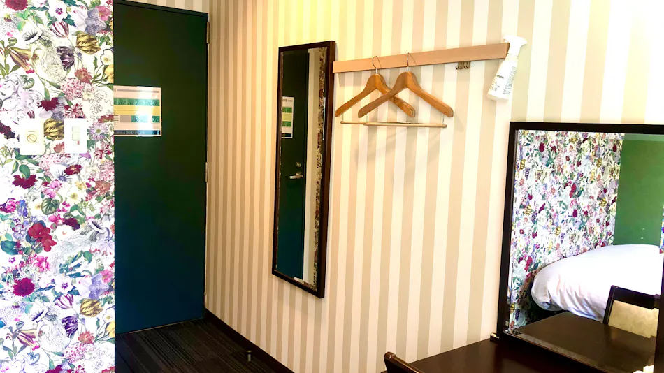 Small Hotel SHIMOKOSHIKI