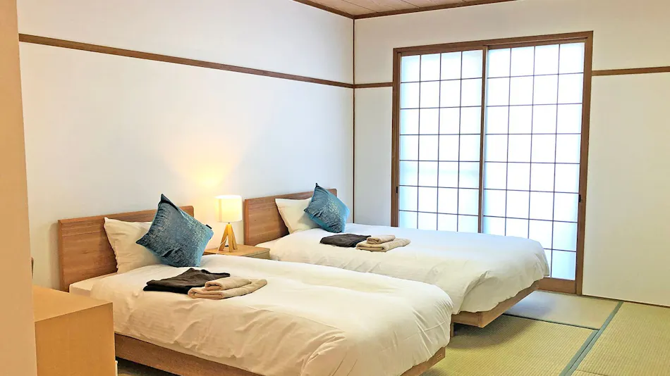 Small Hotel SHIMOKOSHIKI
