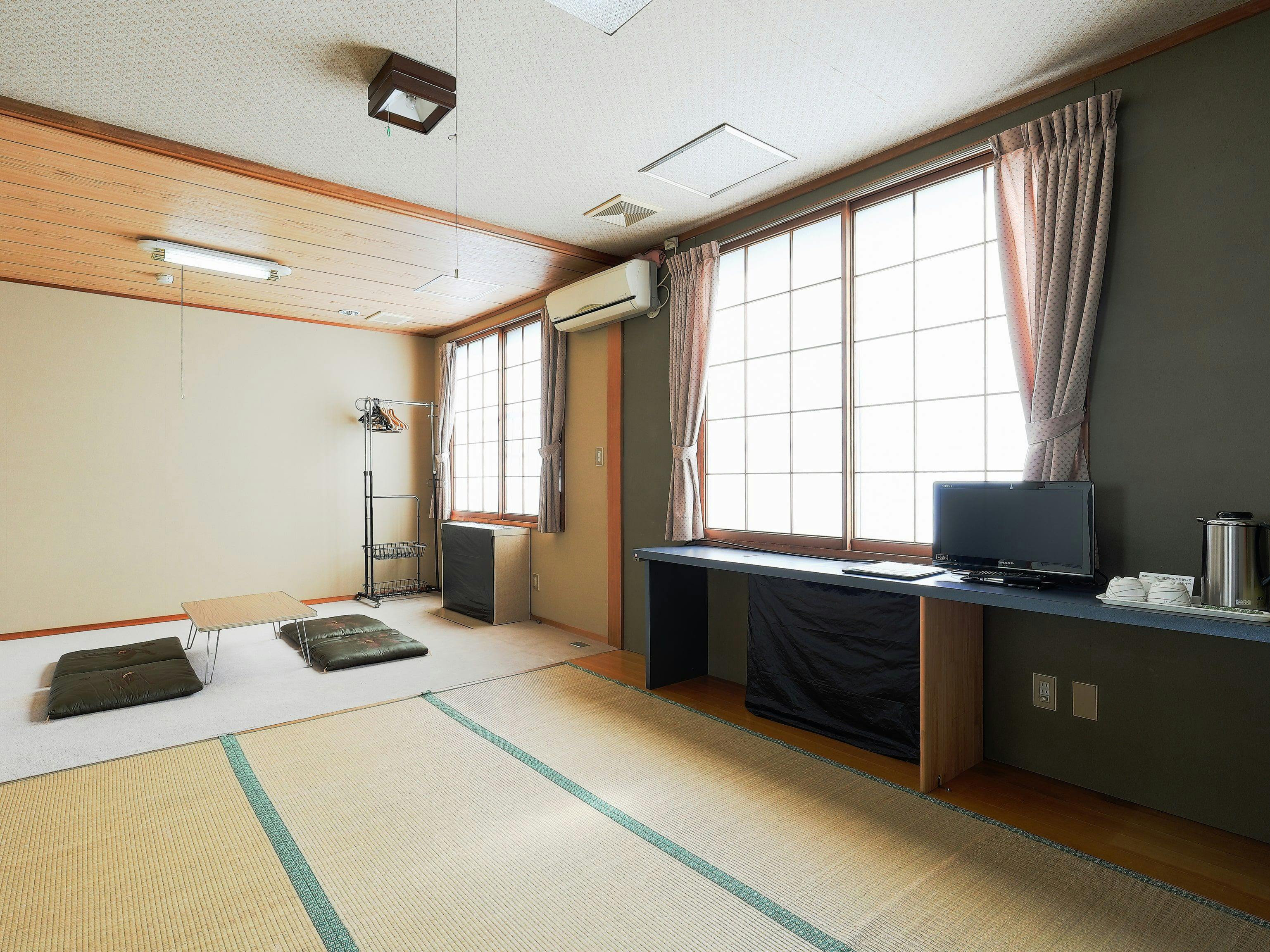 Tabist Business Hotel Tonami