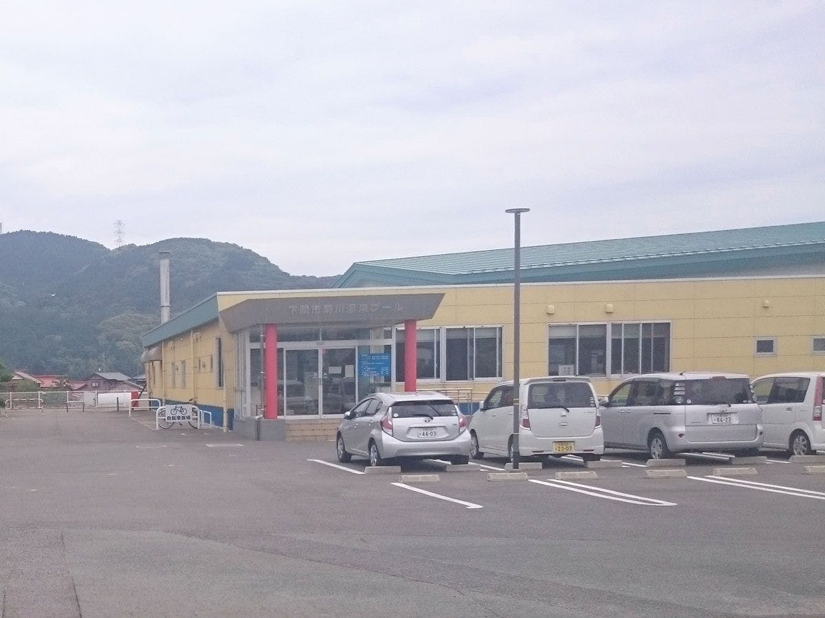 *駐車場