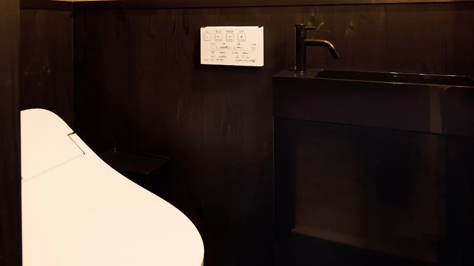 Kanade Higashiyama-Sanjo