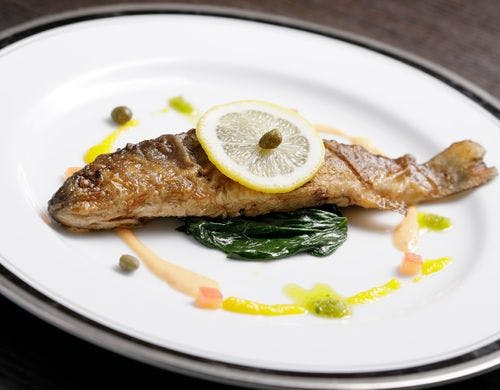 *夕食　焼き物 和洋折衷会席　一例