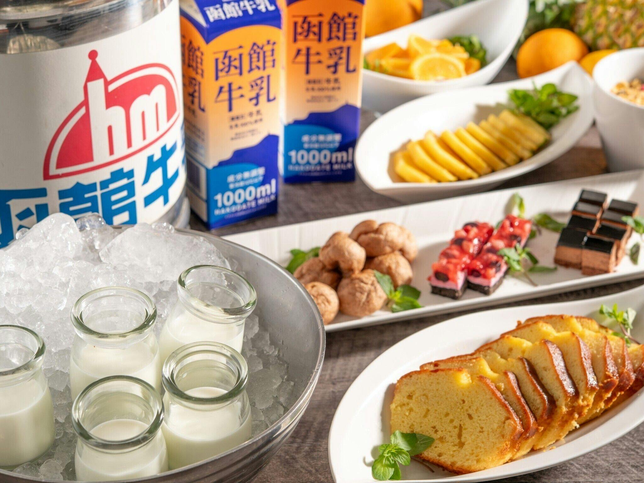 【อาหารเช้า】นมฮาโกดาเตะ! & ของหวานหลากหลาย