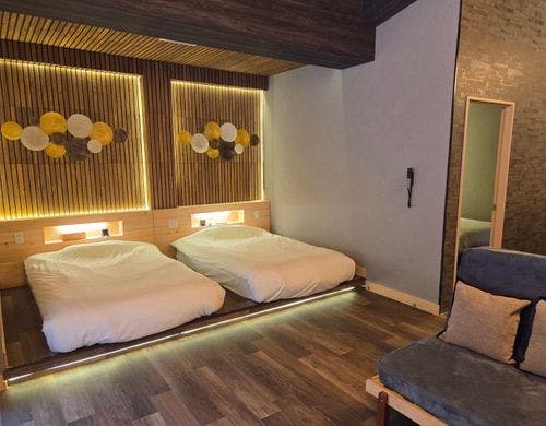 月の離宮　信濃