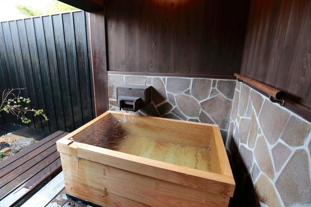 Natural Hot Spring Inn Choseian