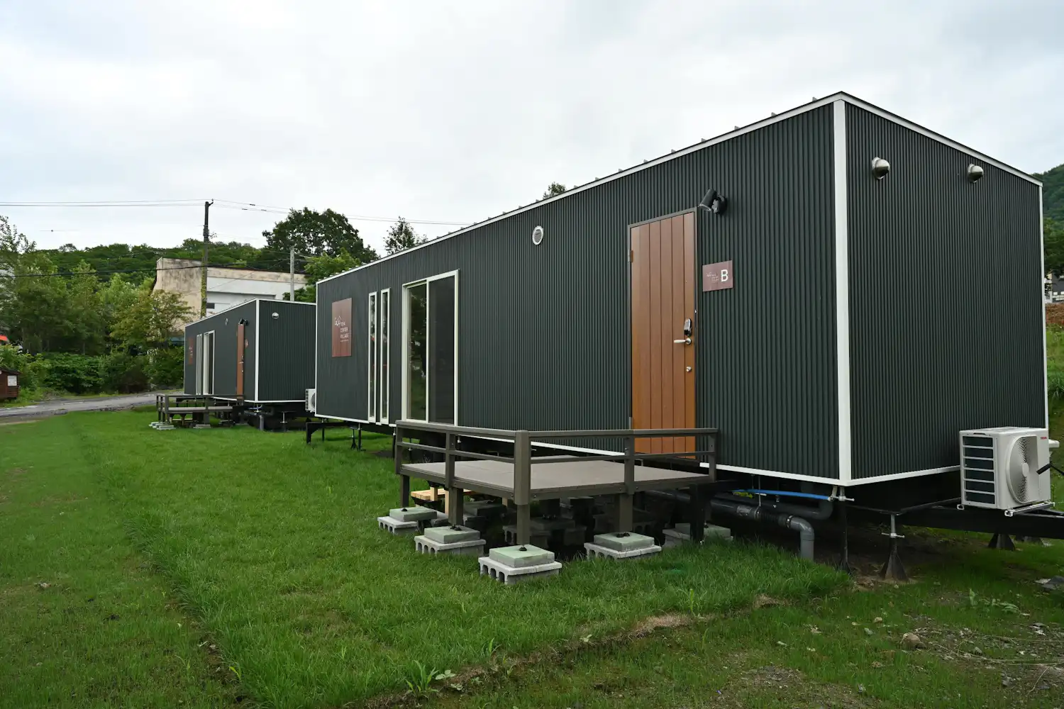 เช่าทั้งหลังของบ้านรถพ่วงที่มีสิ่งอำนวยความสะดวกครบครัน