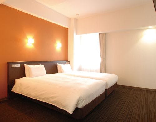 【ユニバーサルツイン】