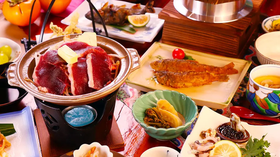 Hiroshige Inn: A Secluded Lodge to Enjoy the River and Mountains