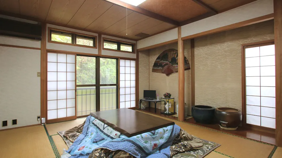 Hiroshige Inn: A Secluded Lodge to Enjoy the River and Mountains