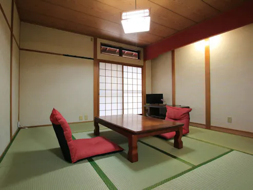ห้องสไตล์ญี่ปุ่น 2 ห้อง / อนุญาตให้นำสัตว์เลี้ยงเข้าพักได้
