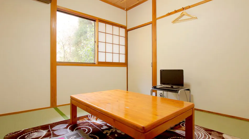 Hiroshige Inn: A Secluded Lodge to Enjoy the River and Mountains