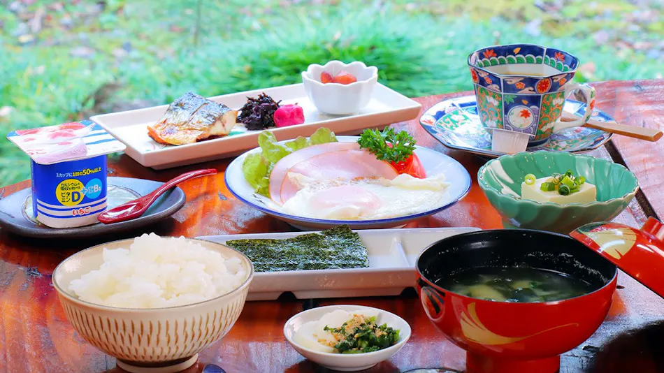 Hiroshige Inn: A Secluded Lodge to Enjoy the River and Mountains