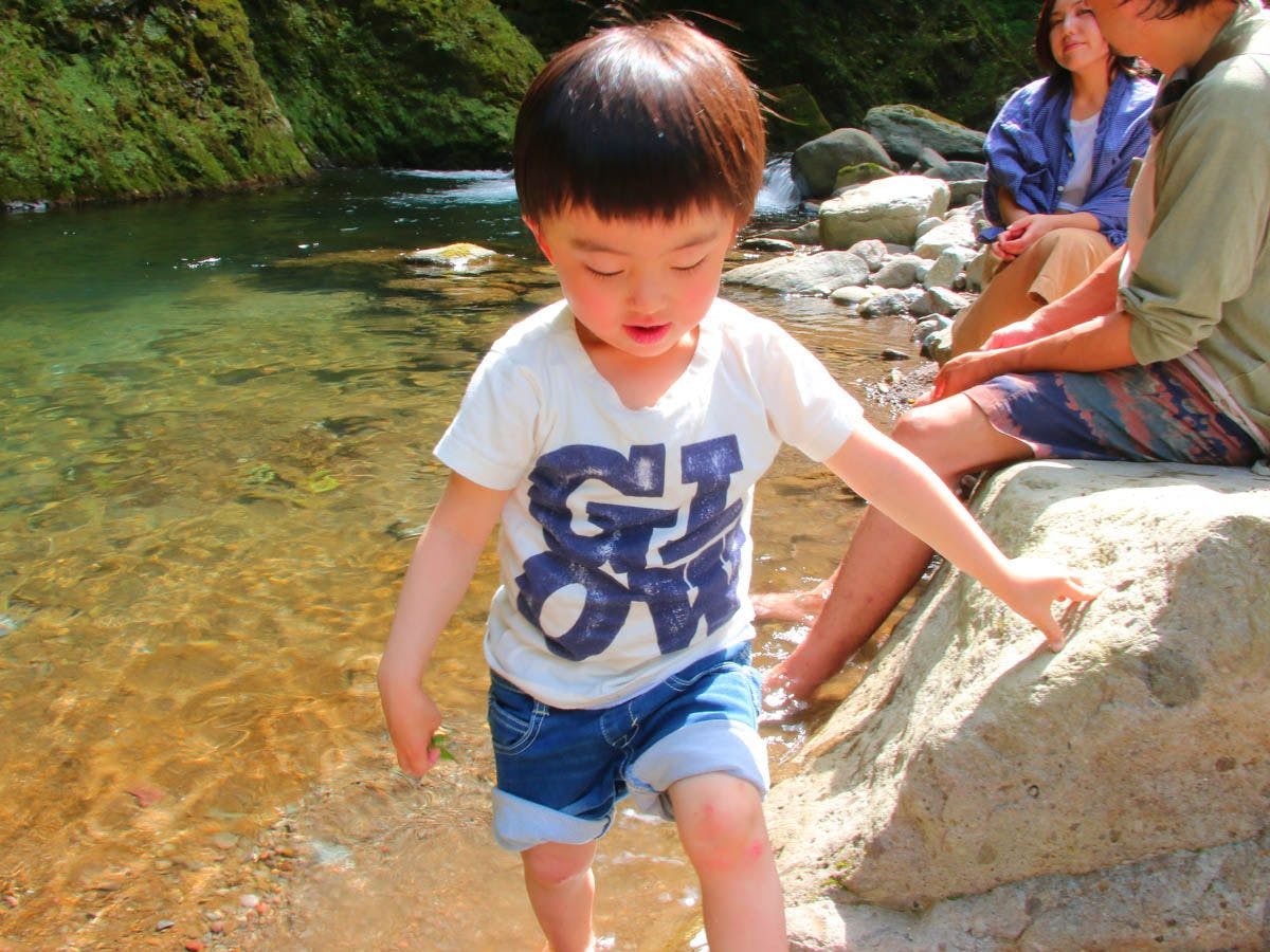 Hiroshige Inn: A Secluded Lodge to Enjoy the River and Mountains