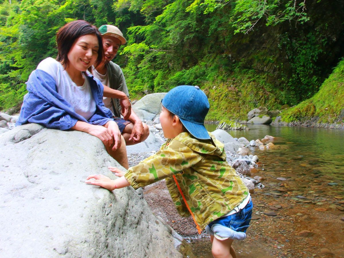 Hiroshige Inn: A Secluded Lodge to Enjoy the River and Mountains