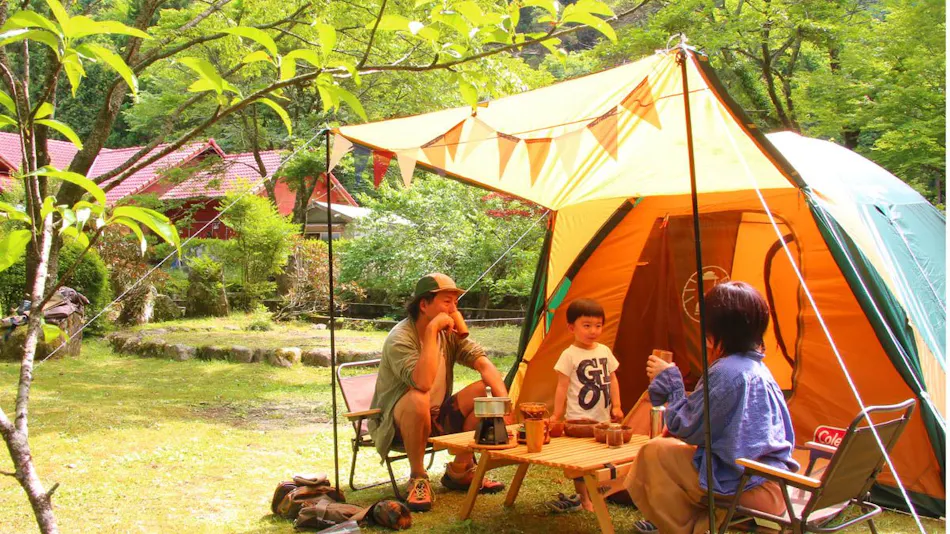 Hiroshige Inn: A Secluded Lodge to Enjoy the River and Mountains
