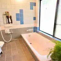 ไม่ใช่น้ำพุร้อน แต่กรุณาใช้แบบส่วนตัว.