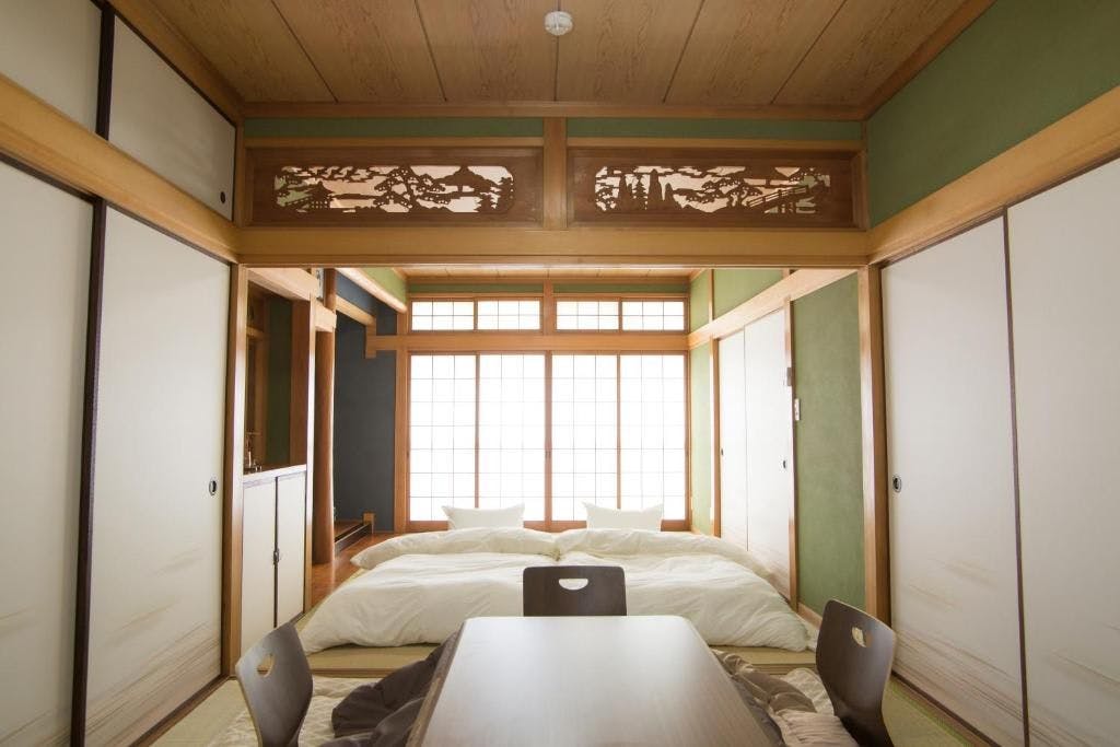 Kamar tidur lantai 1