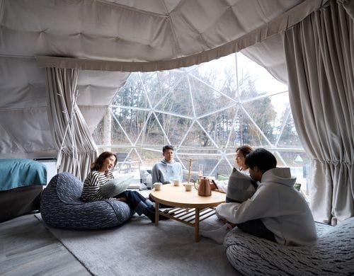 プールビュールーム内