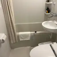 Double Ekonomi dengan kamar mandi unit.