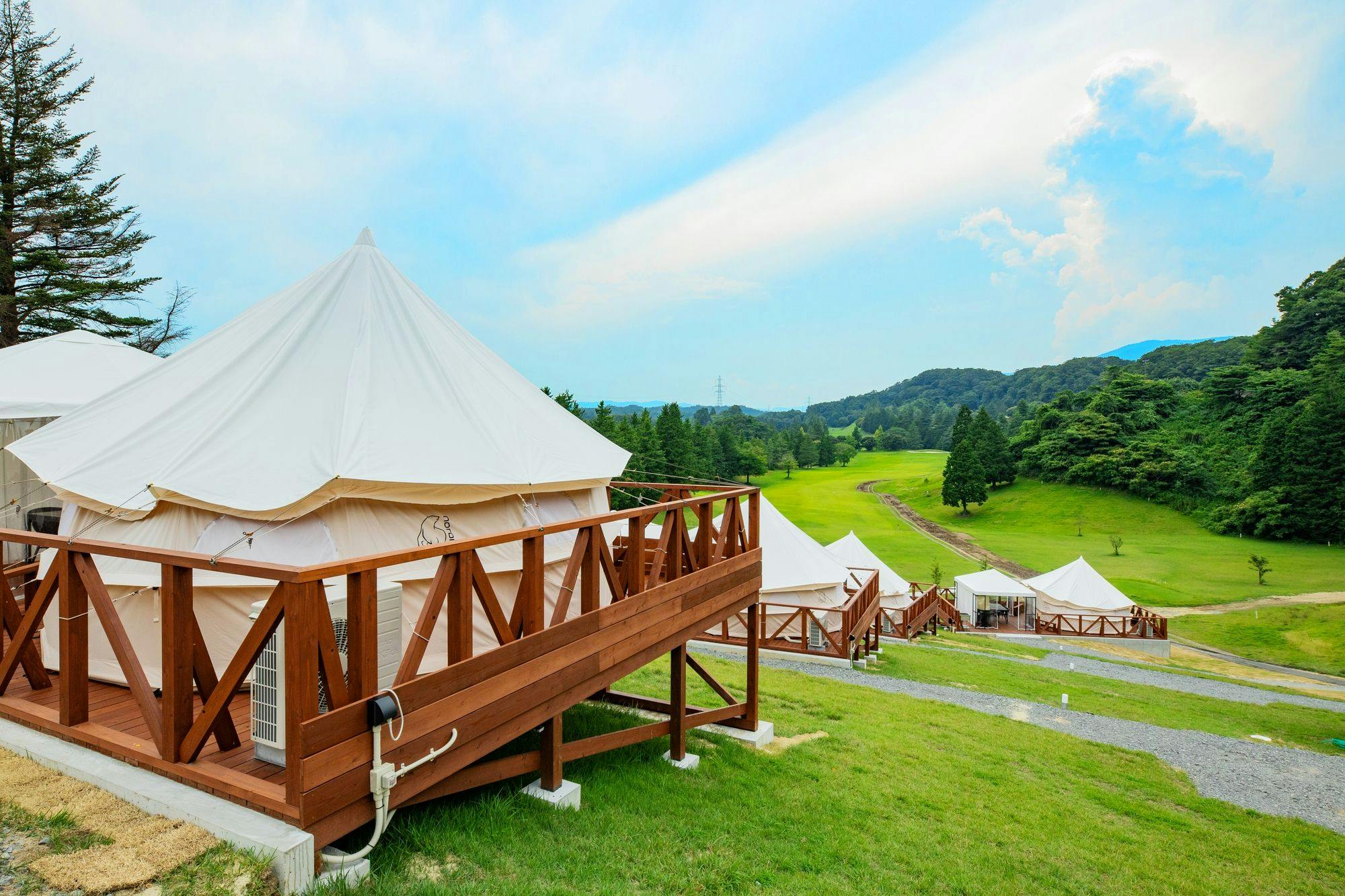 Hawaiians Glamping Mauna Village