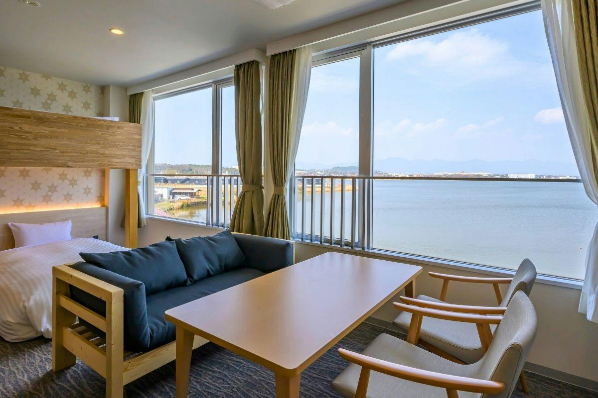 Lakeside Onsen Inn Kunibiki Glamping Base IZUMO