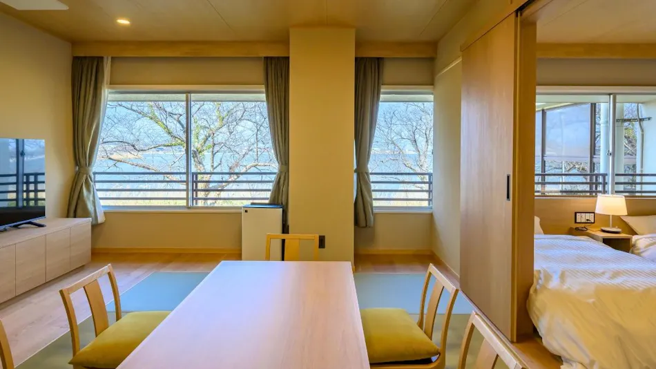 Lakeside Onsen Inn Kunibiki Glamping Base IZUMO
