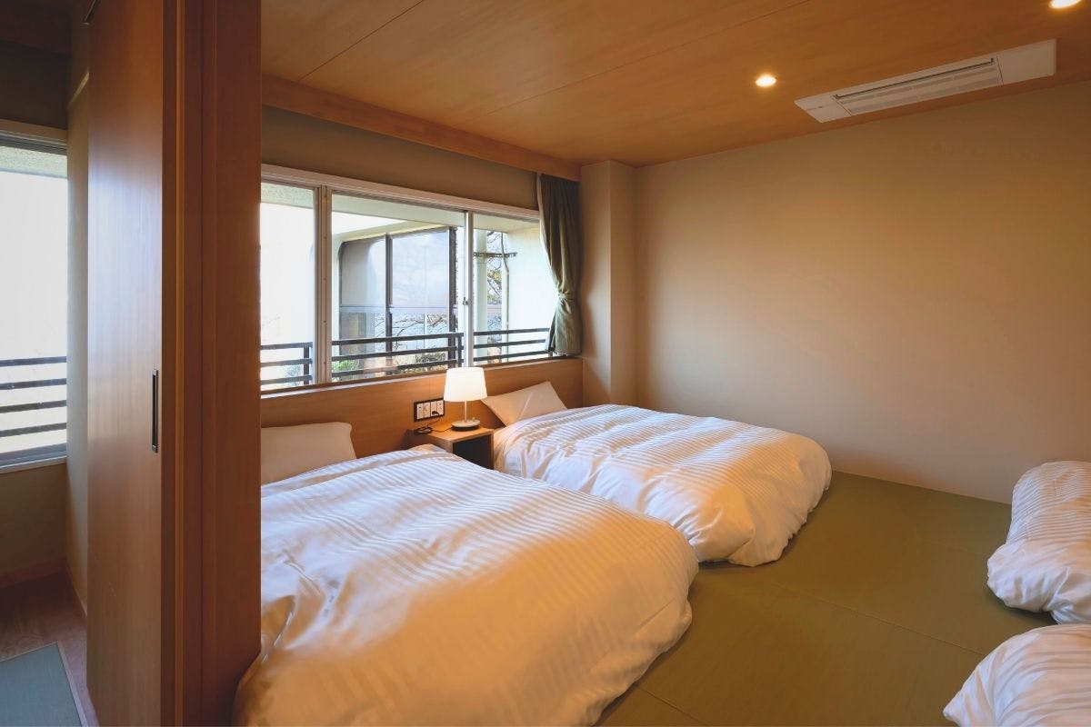 Lakeside Onsen Inn Kunibiki Glamping Base IZUMO