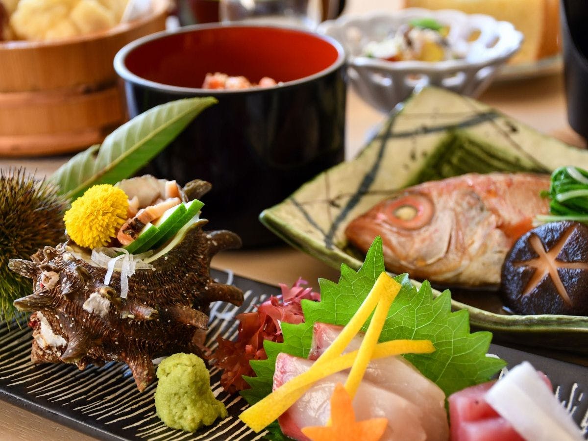 Lakeside Onsen Inn Kunibiki Glamping Base IZUMO