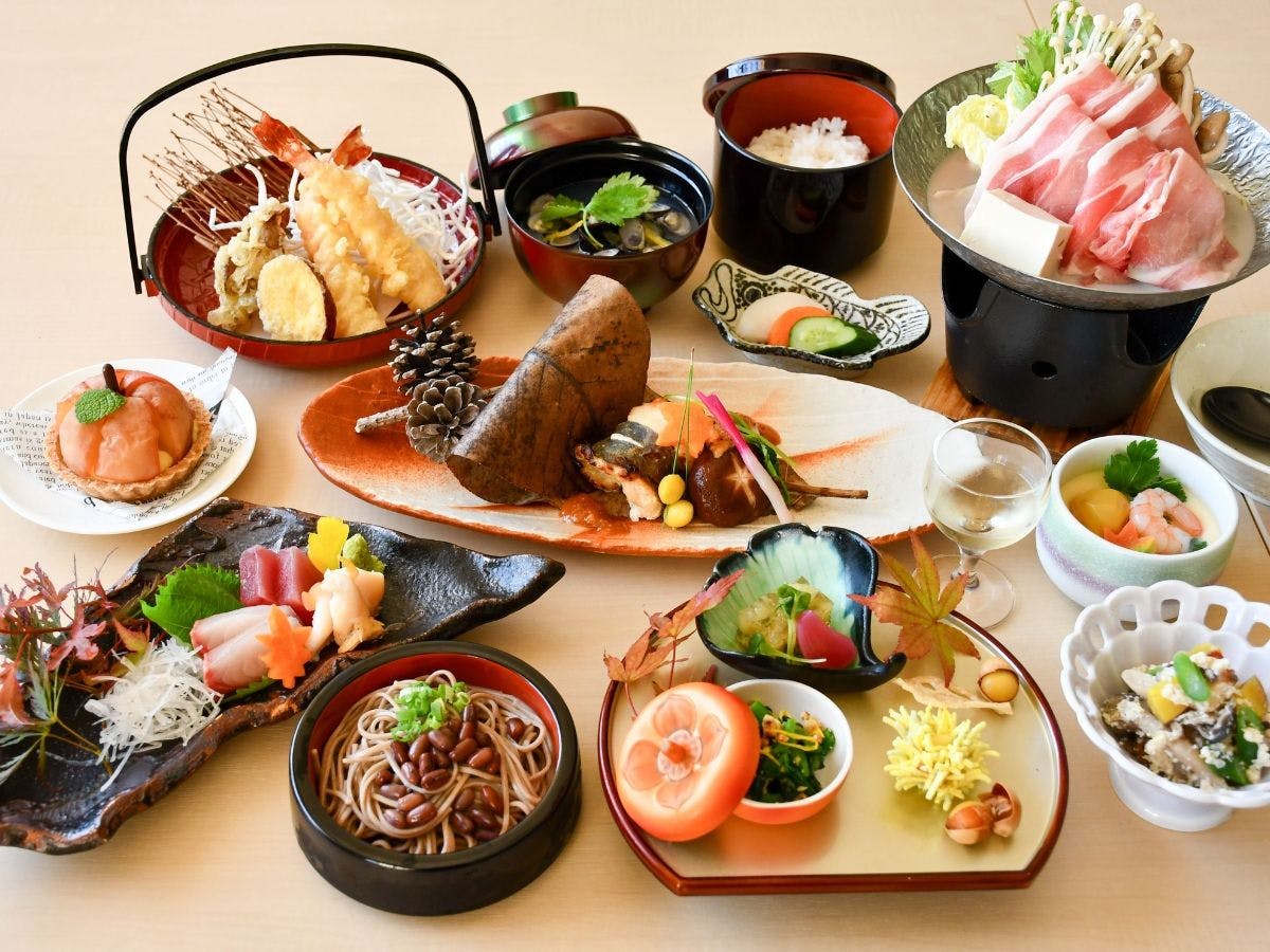 Lakeside Onsen Inn Kunibiki Glamping Base IZUMO