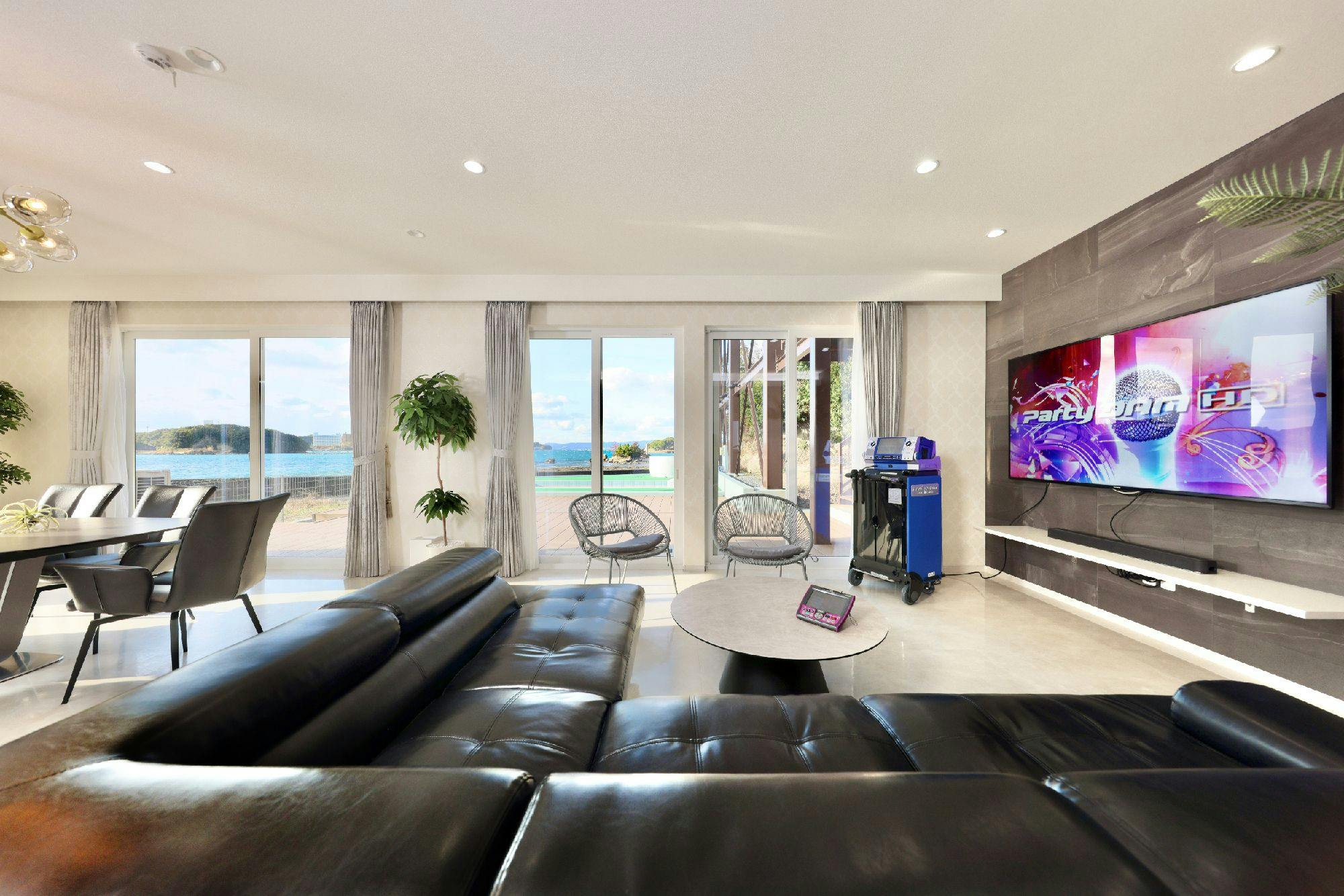 Crystal Villa Shirahama - Sea Town