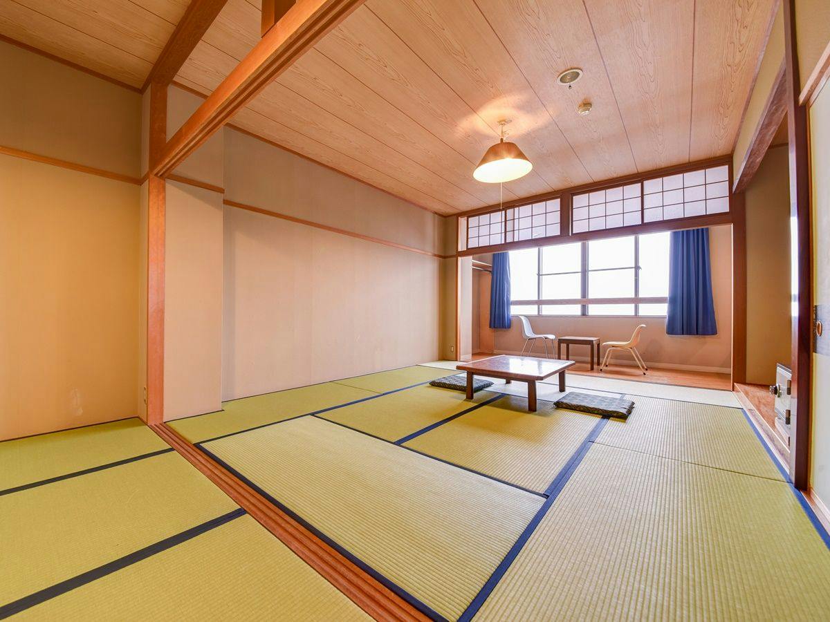 Hokushiga Grand Hotel & West