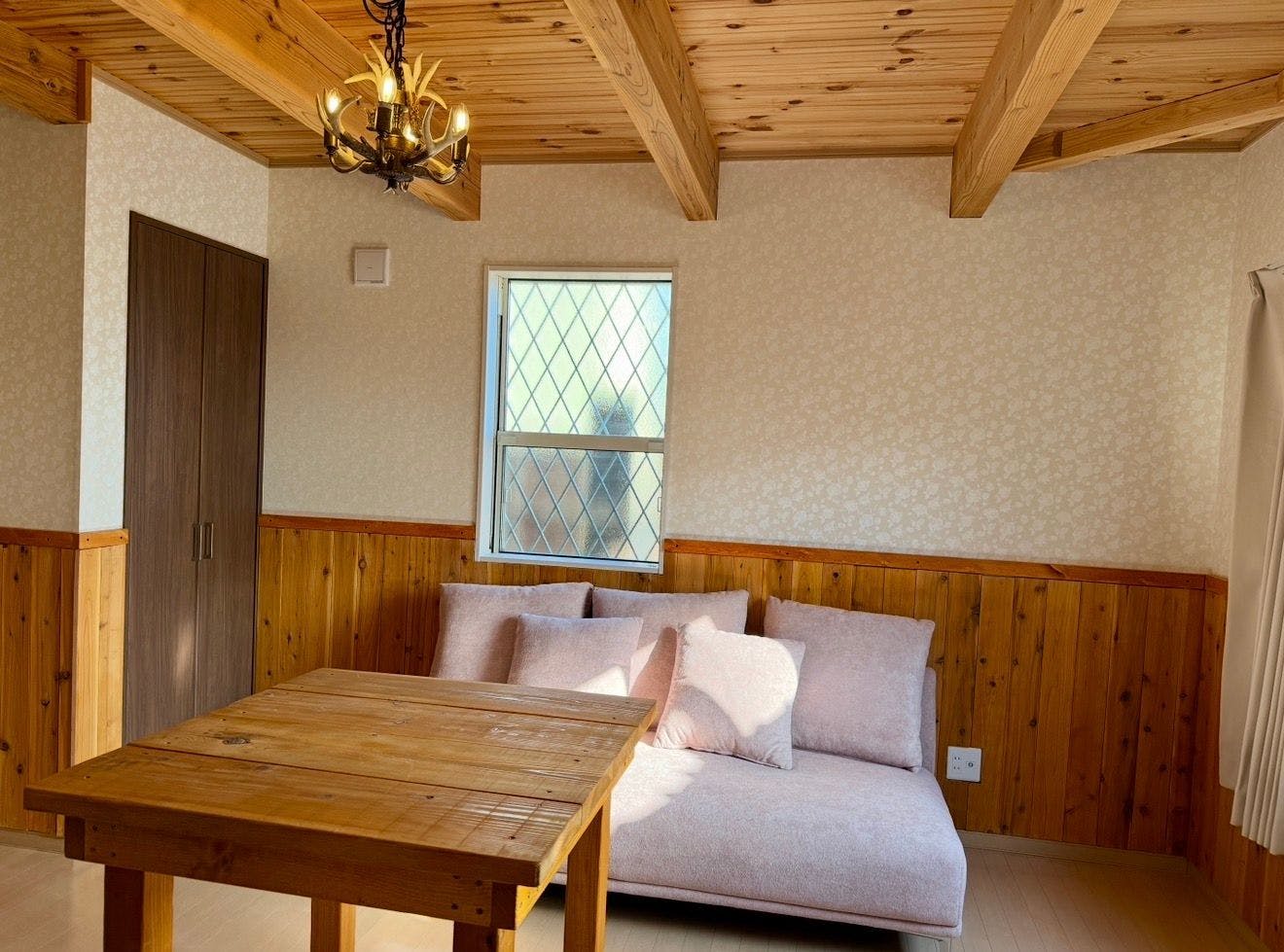 Dog Cottage D-99