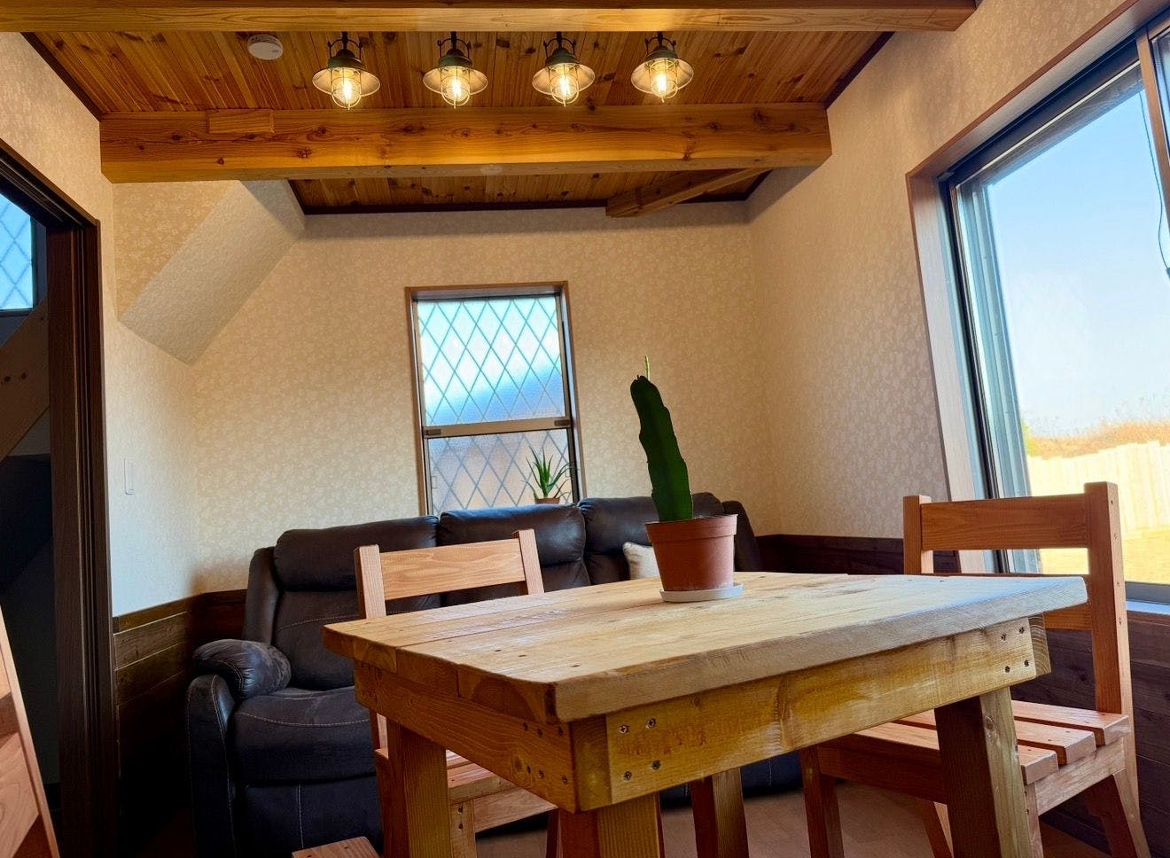 Dog Cottage D-99