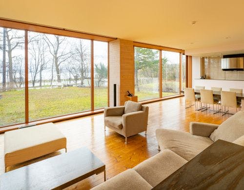 備え付けのプロジェクター・スクリーン