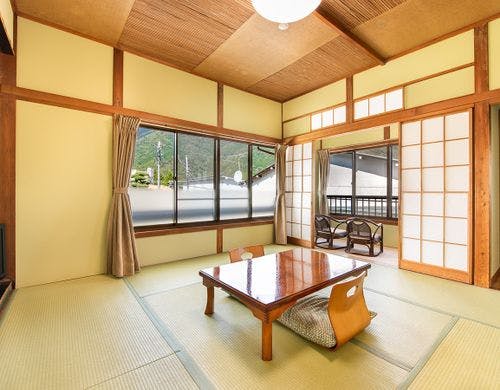 *竹（和室8畳＋広縁）