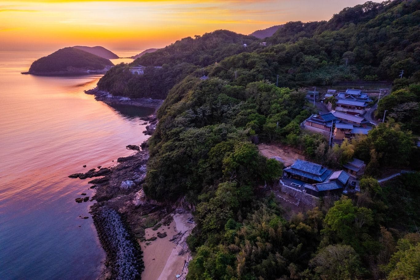 海辺の温泉宿夕波 巡りの宿 夕波