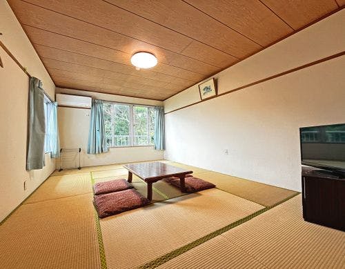 和室12畳のお部屋。*